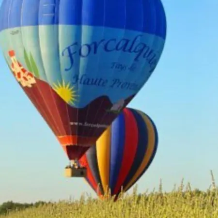 Nyaraló Sous Les Etoiles En Provence, Les Grands Chenes *