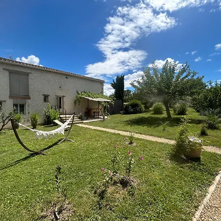 Sous Les Etoiles En Provence, Les Grands Chenes Lurs