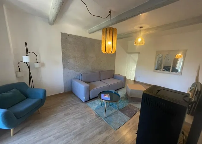 Sous Les Etoiles En Provence, Les Grands Chenes *